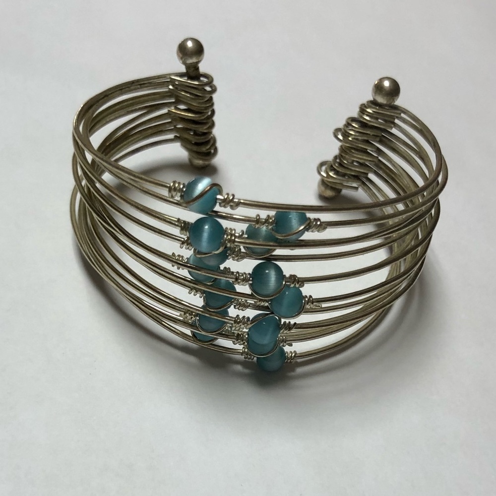 Women’s Beaded Wire Cuff Bracelet